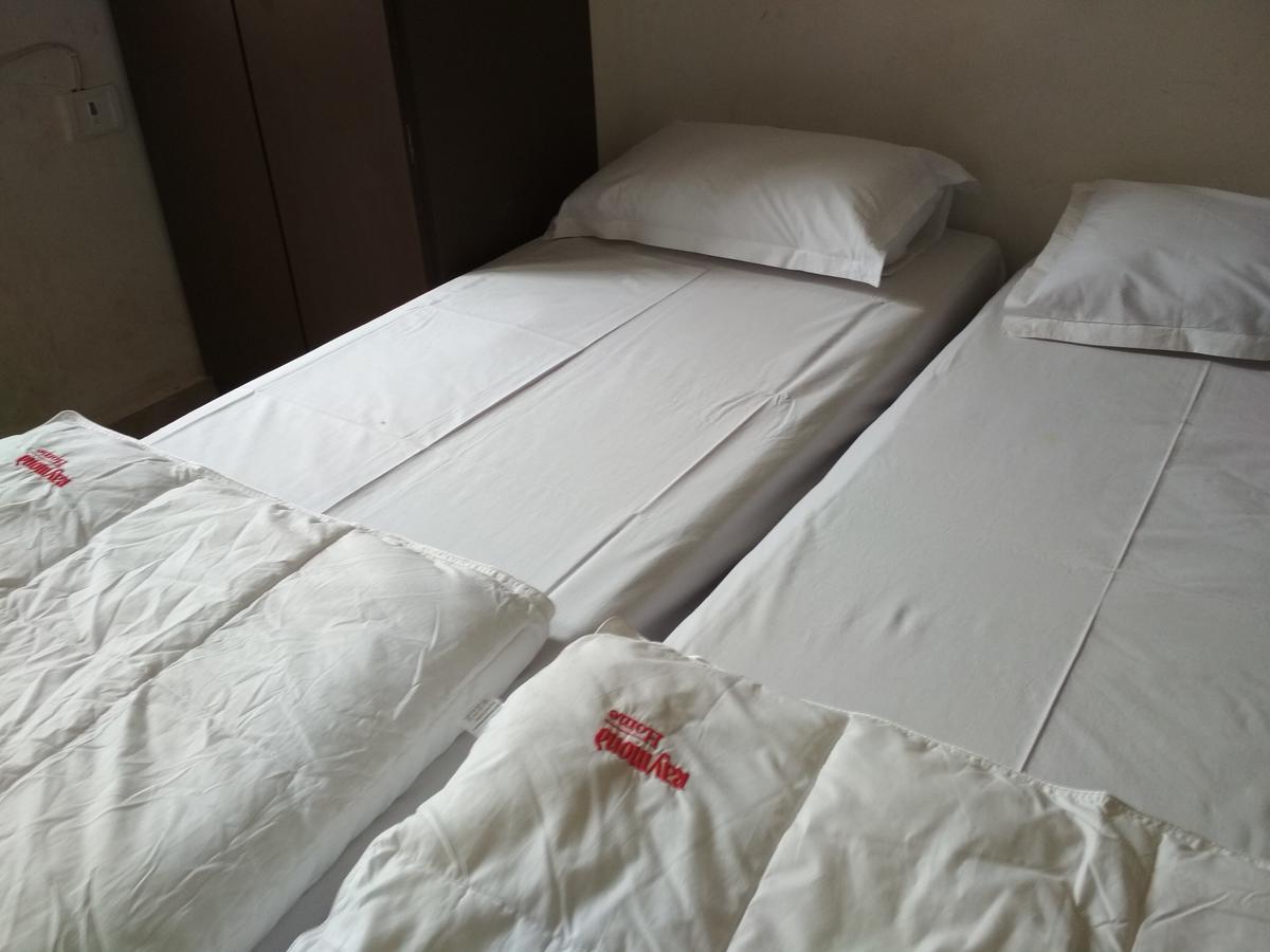 Buxar City Center Inn מראה חיצוני תמונה